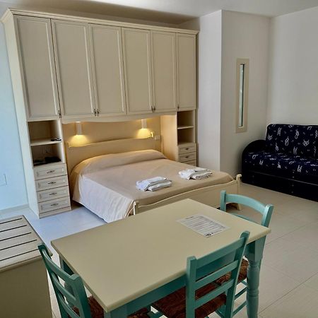 Baia Sangiorgio Hotel & Beach Club Барі Екстер'єр фото