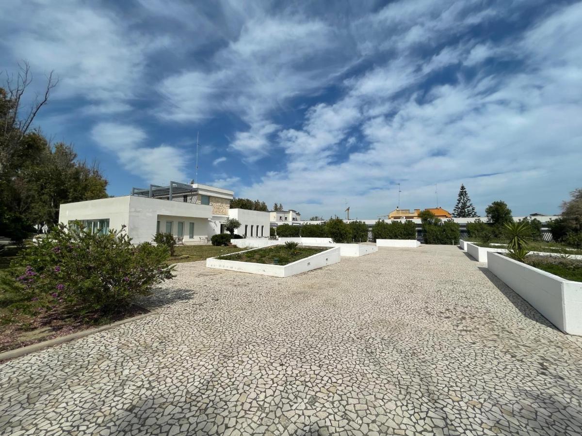 Baia Sangiorgio Hotel & Beach Club Барі Екстер'єр фото