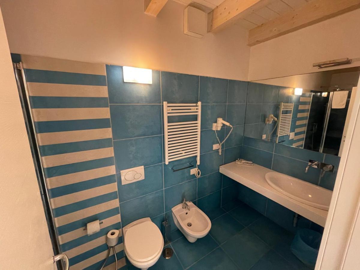Baia Sangiorgio Hotel & Beach Club Барі Екстер'єр фото
