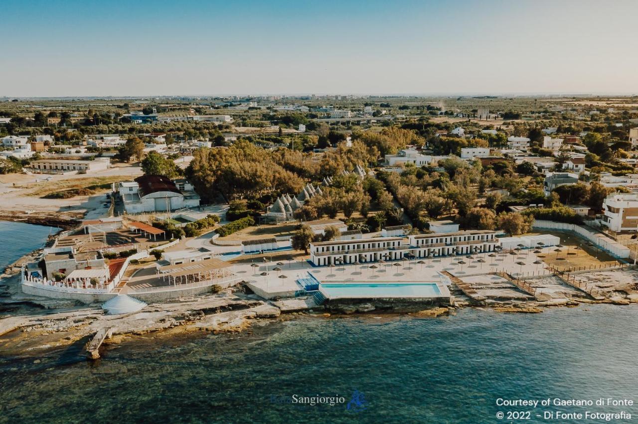Baia Sangiorgio Hotel & Beach Club Барі Екстер'єр фото